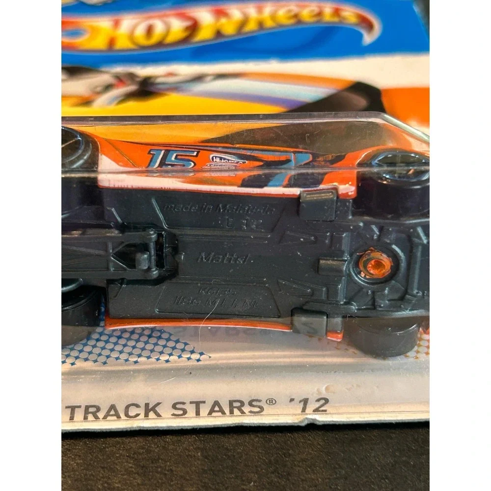 Lot Of 6 NIP 1:64‎ Diecast Hot Wheels Random Assortment